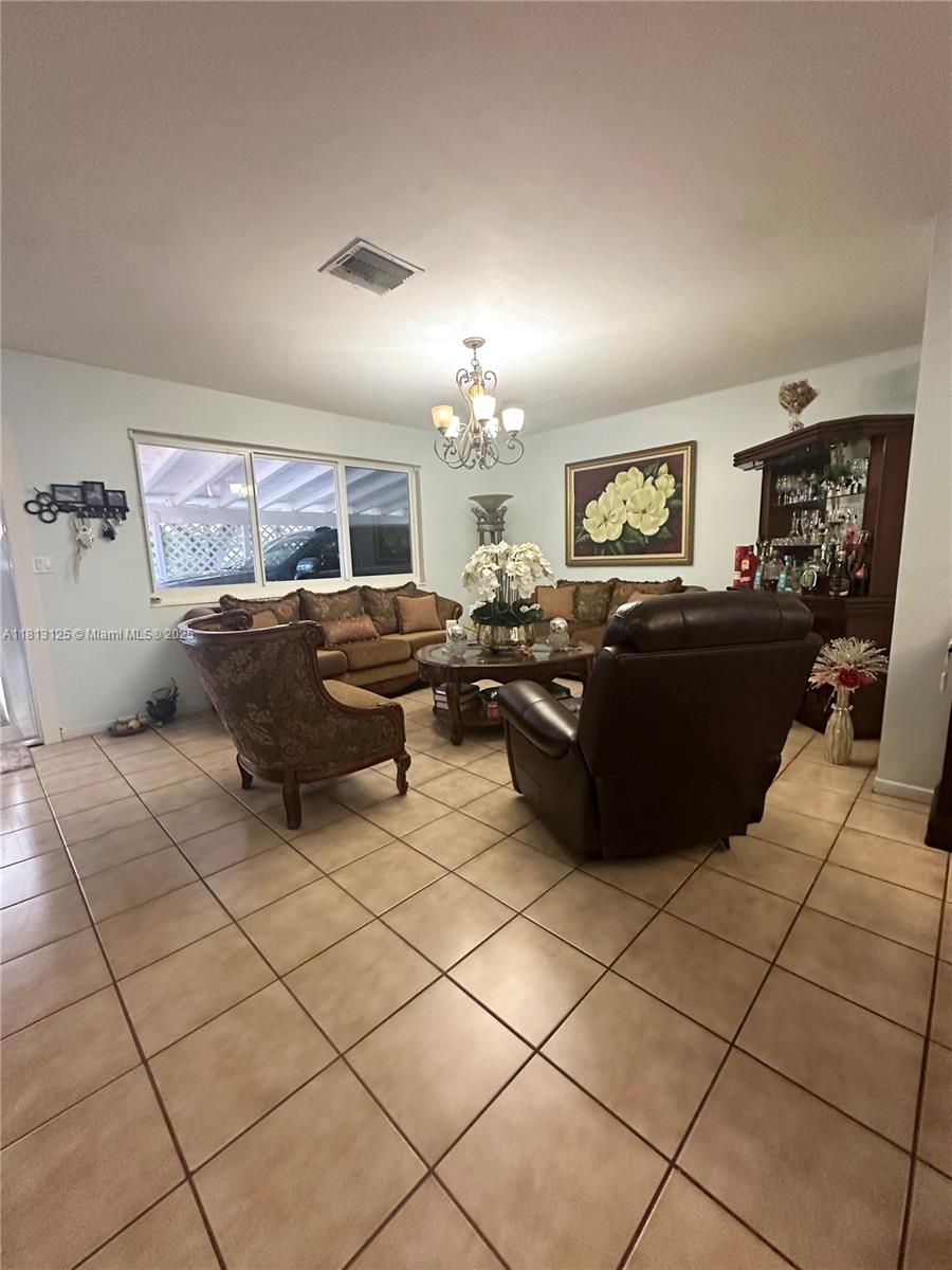 19511 Whispering Pines Rd