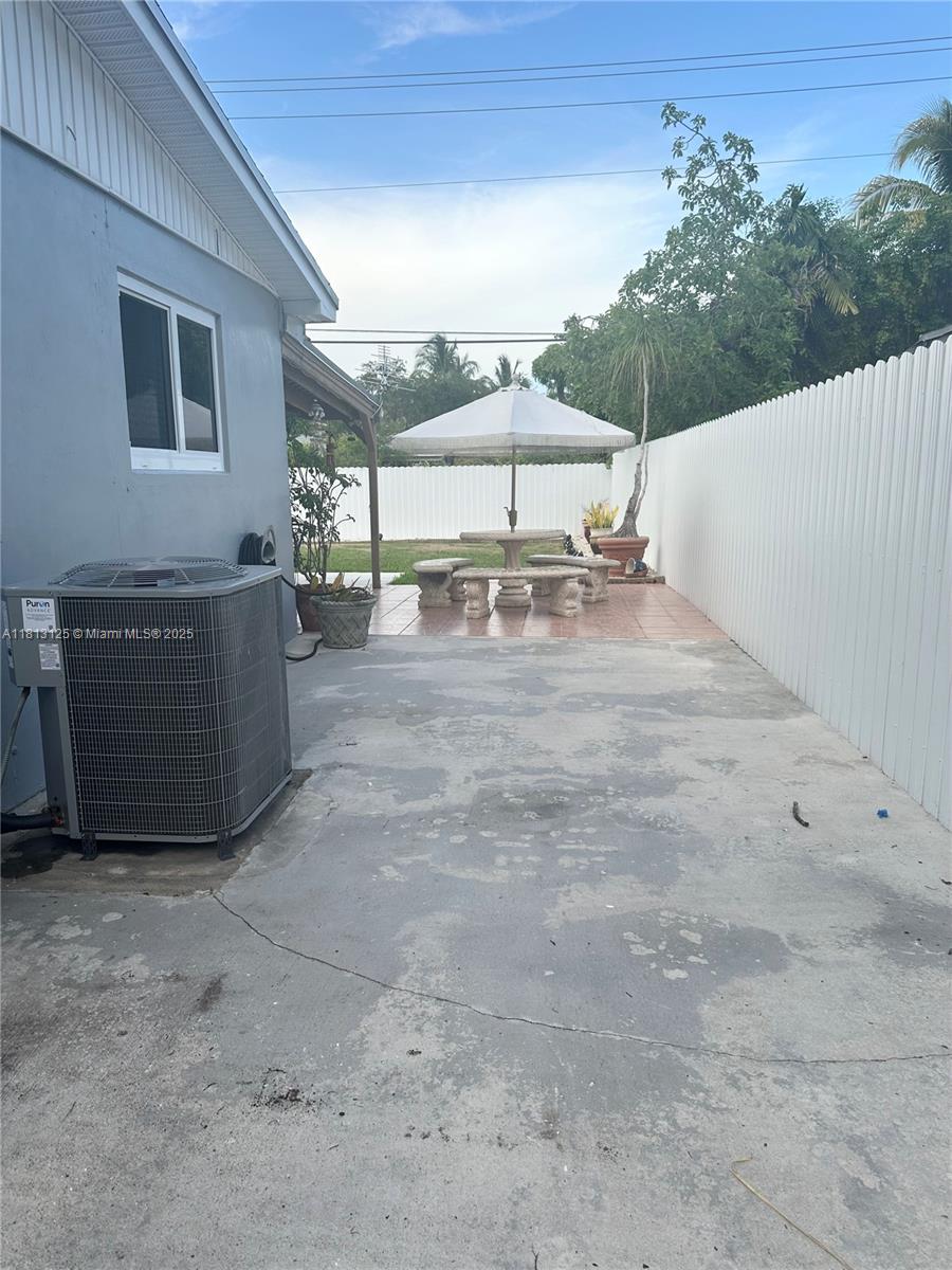 WHISPERING PINES EST SEC - Residential