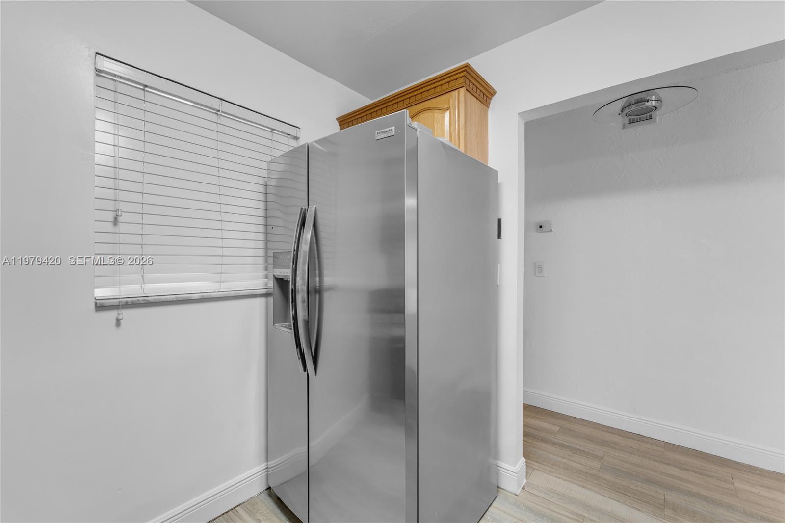 VILLAGE OF KINGS CREEK CO - Residential Lease