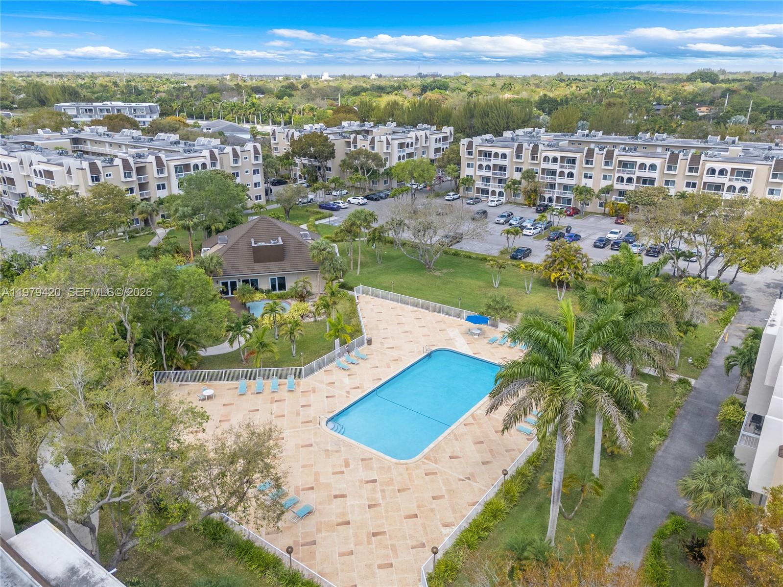 VILLAGE OF KINGS CREEK CO - Residential Lease