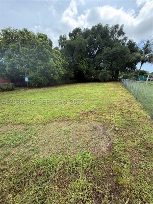 2754 NW 49TH ST, MIAMI, FL 33142 - Image e01191237c67ab3d8865d242102afd21/2551062567