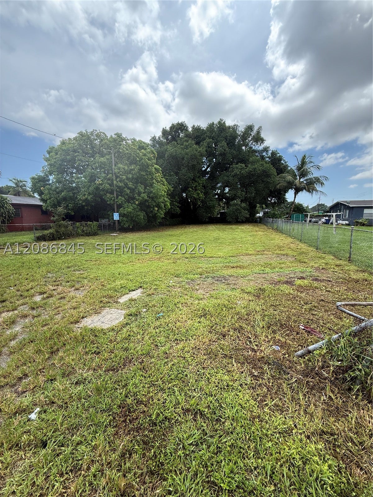 2754 NW 49th St