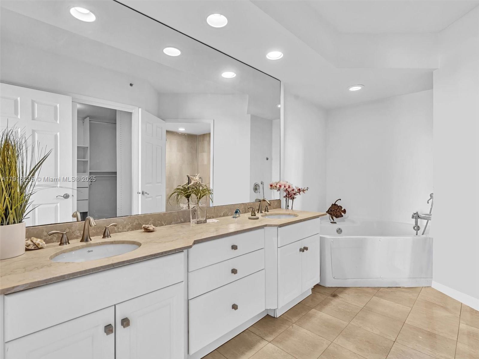 100 HIDDEN BAY CONDO - Residential Lease