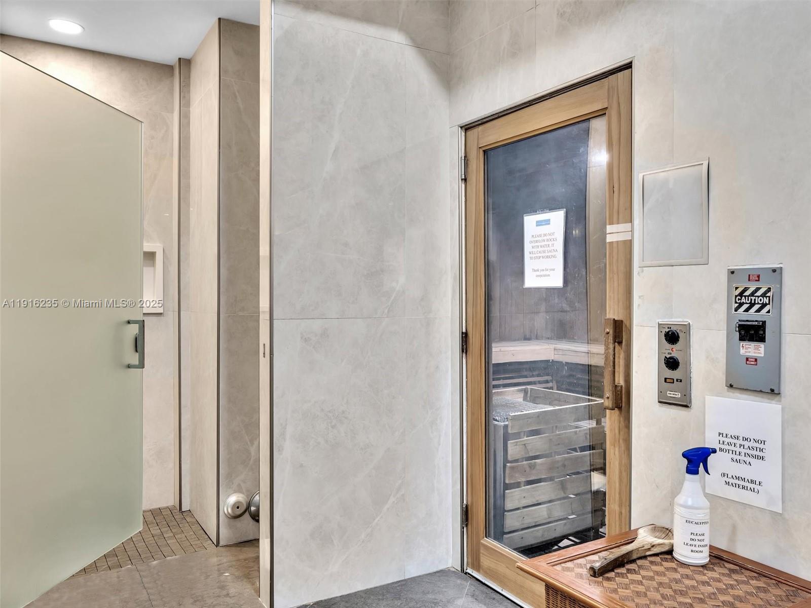 100 HIDDEN BAY CONDO - Residential Lease