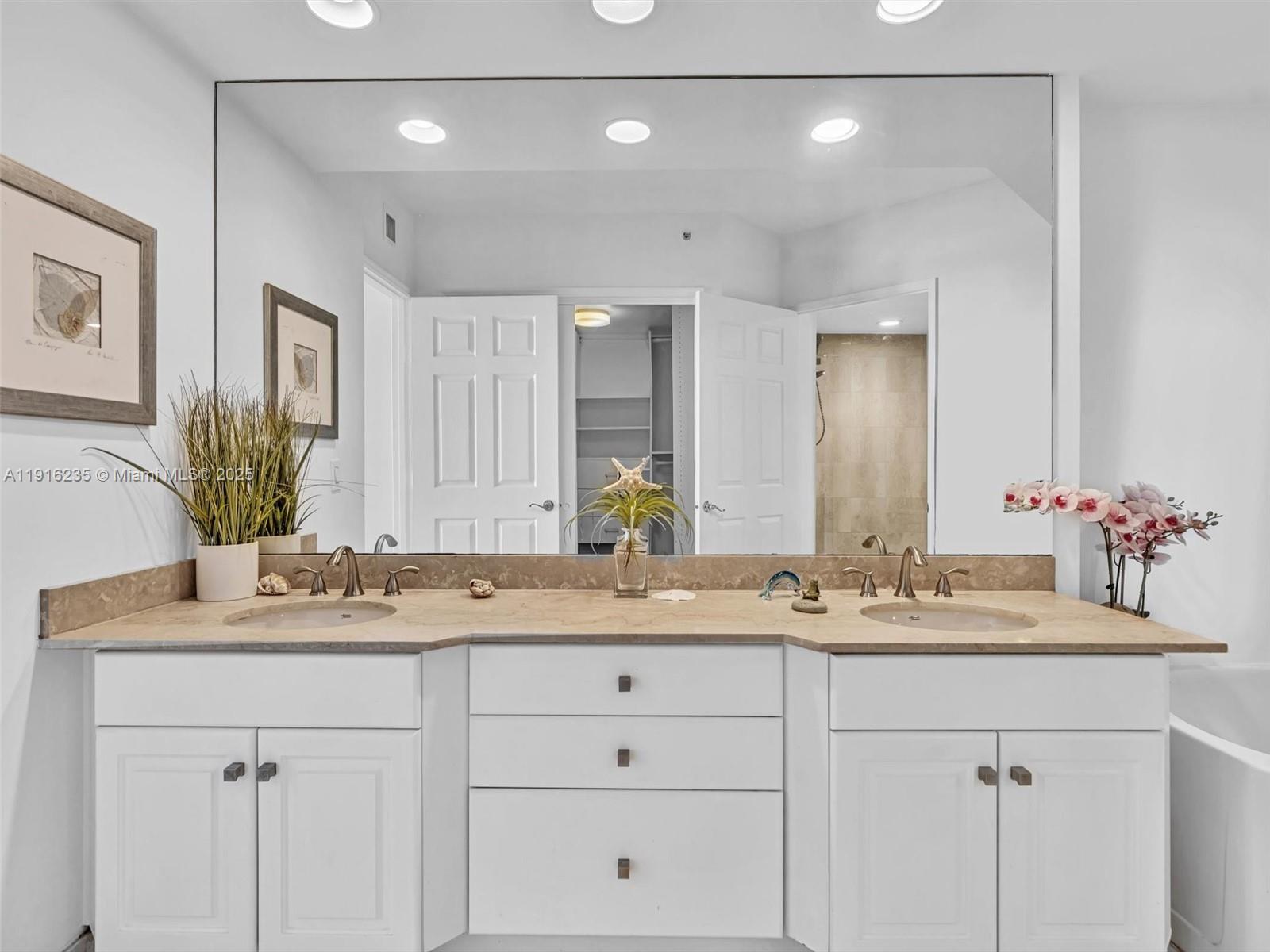 100 HIDDEN BAY CONDO - Residential Lease