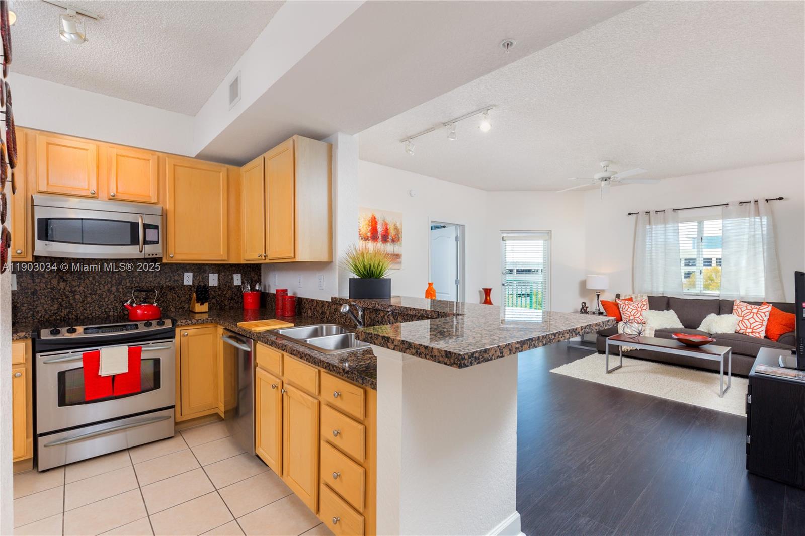 VALENCIA CONDO - Residential Lease