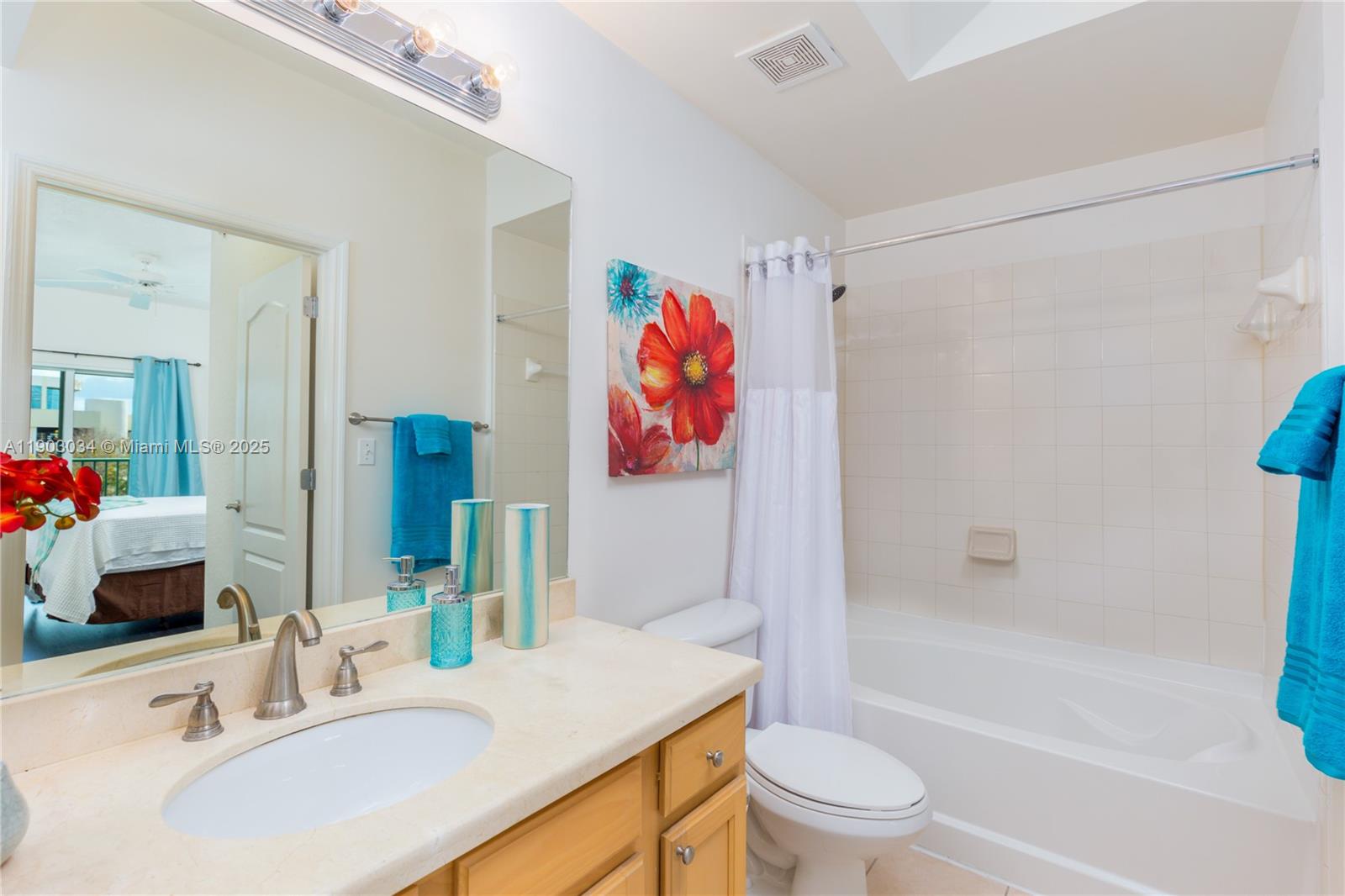 VALENCIA CONDO - Residential Lease