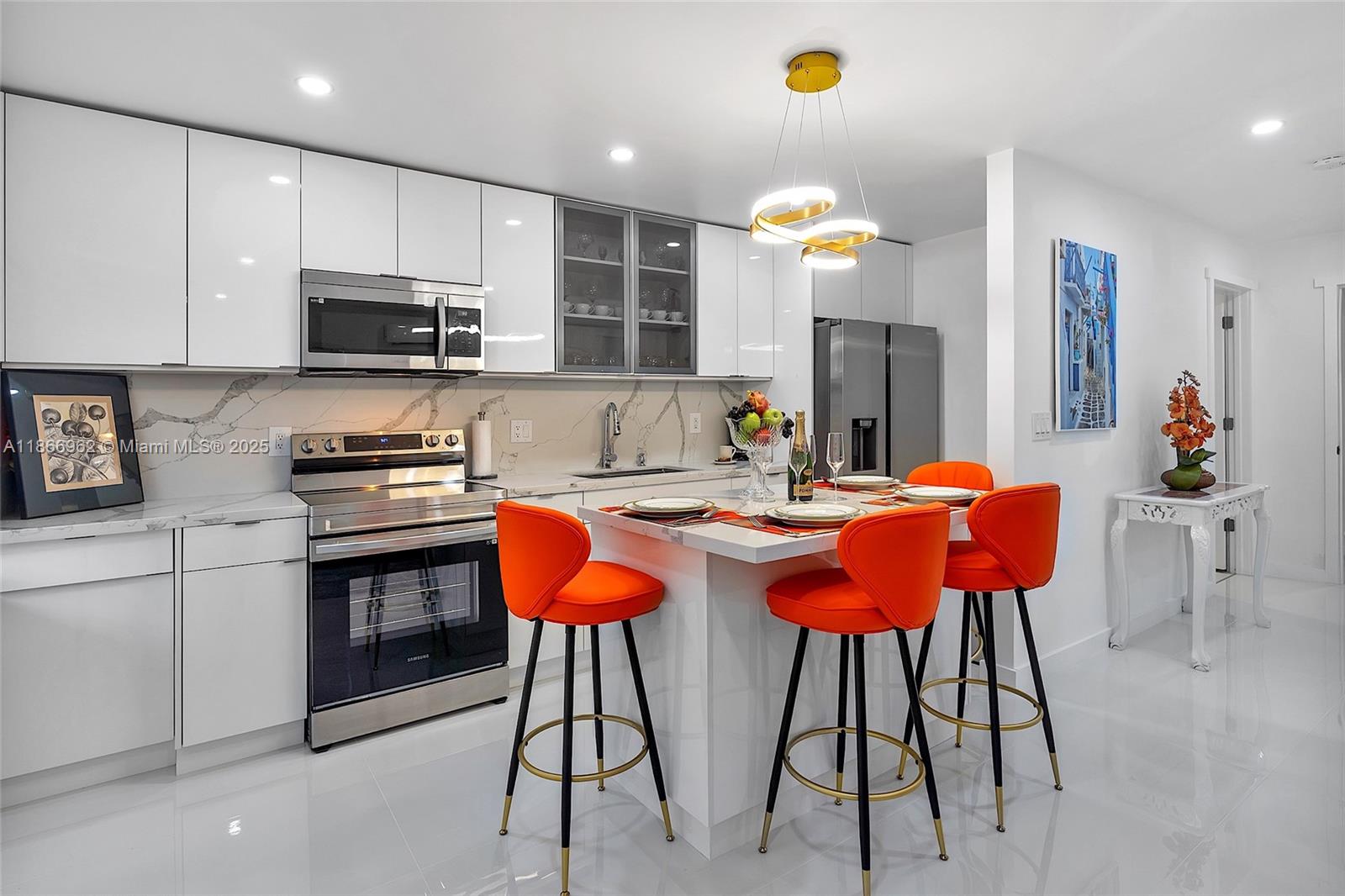 OAK GROVE - Residential Income