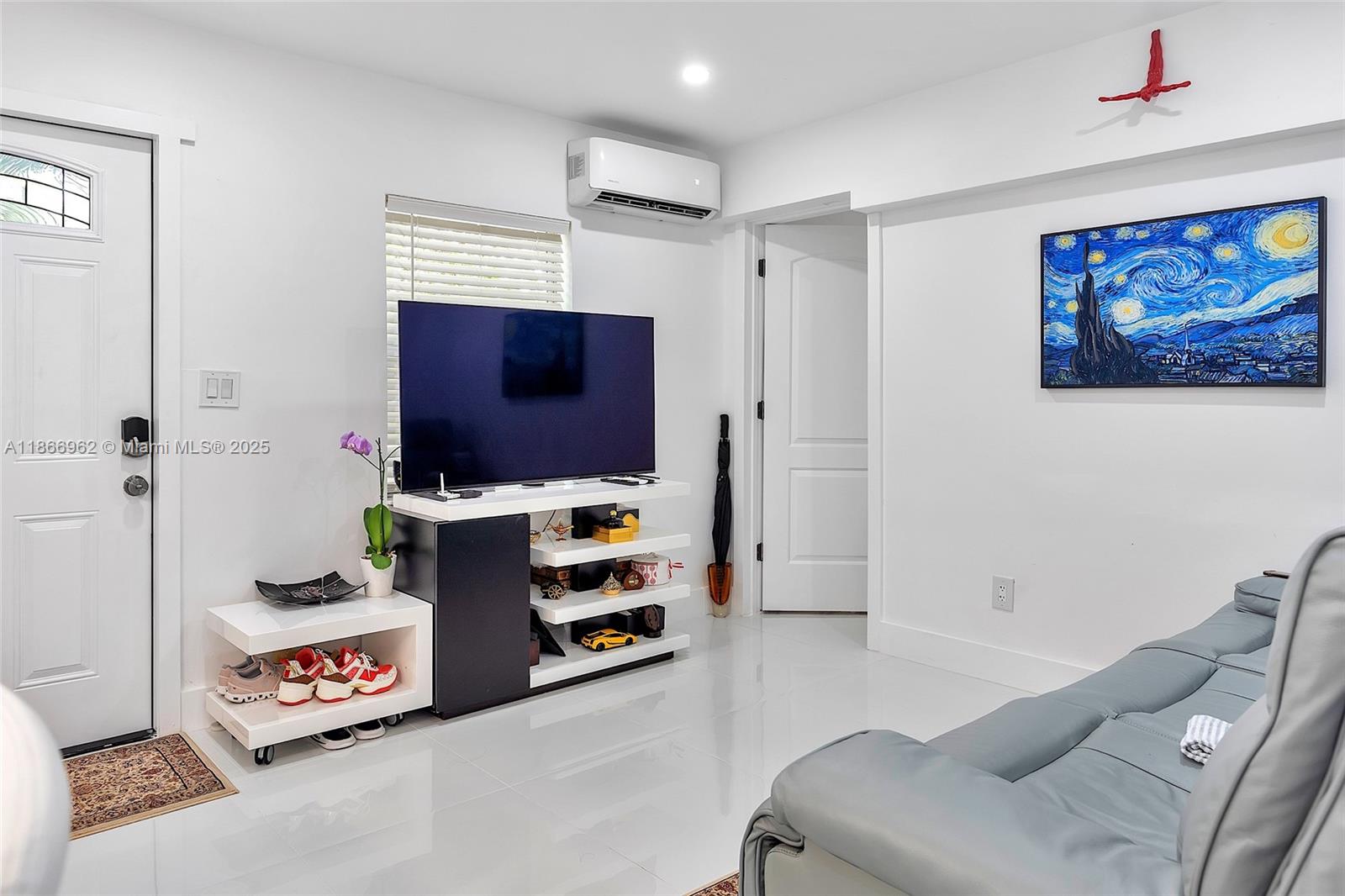 OAK GROVE - Residential Income