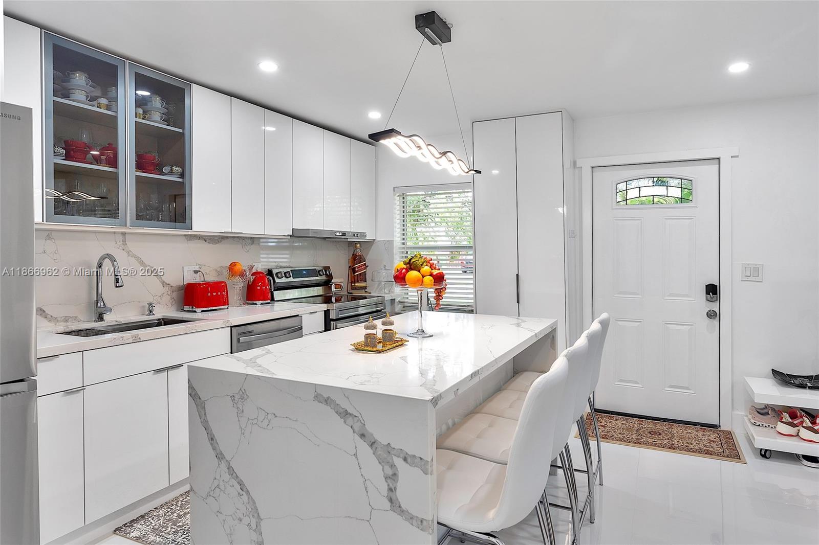 OAK GROVE - Residential Income