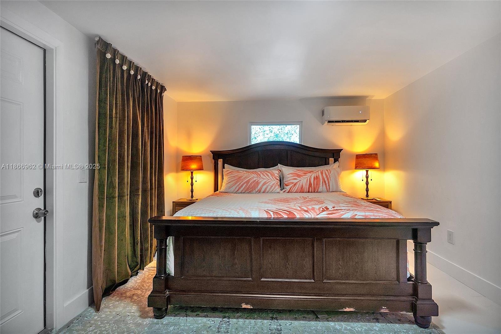 OAK GROVE - Residential Income