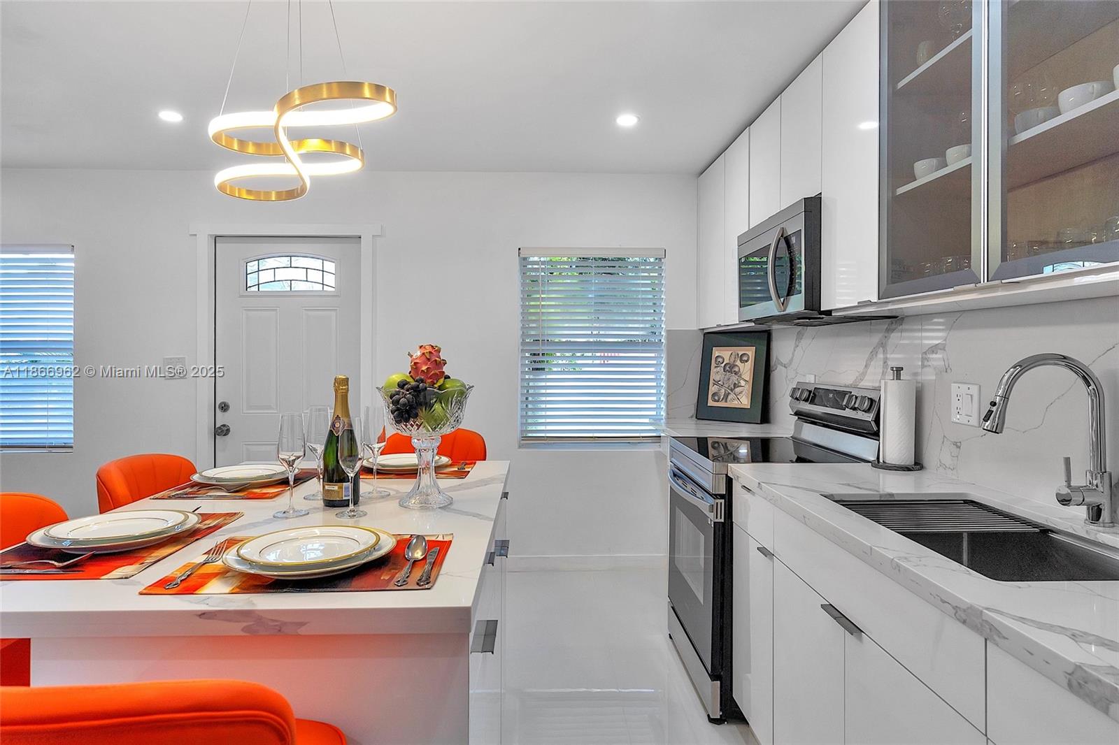 OAK GROVE - Residential Income