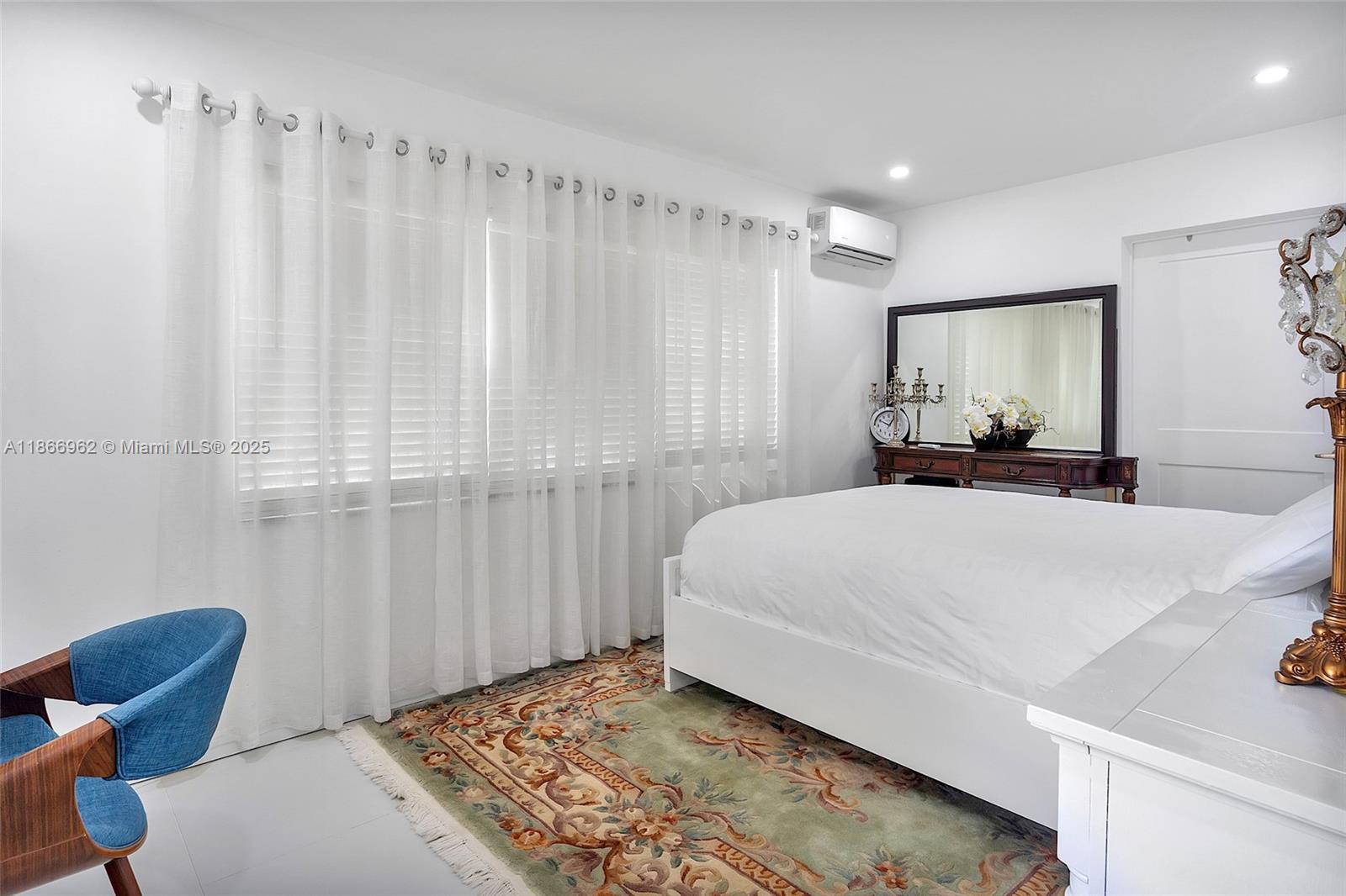 OAK GROVE - Residential Income