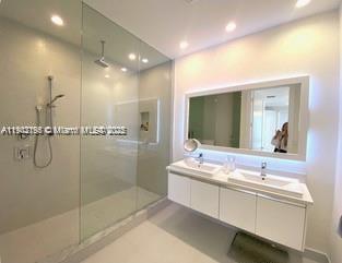 LANDMARK AT DORAL - Residential Lease