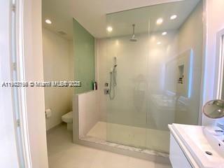 LANDMARK AT DORAL - Residential Lease