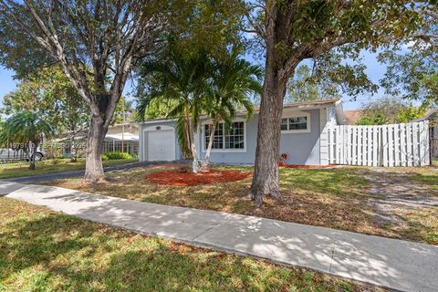 Photo of 2286 NW 81st Ave, Sunrise, FL 33322 (MLS # A11979110)