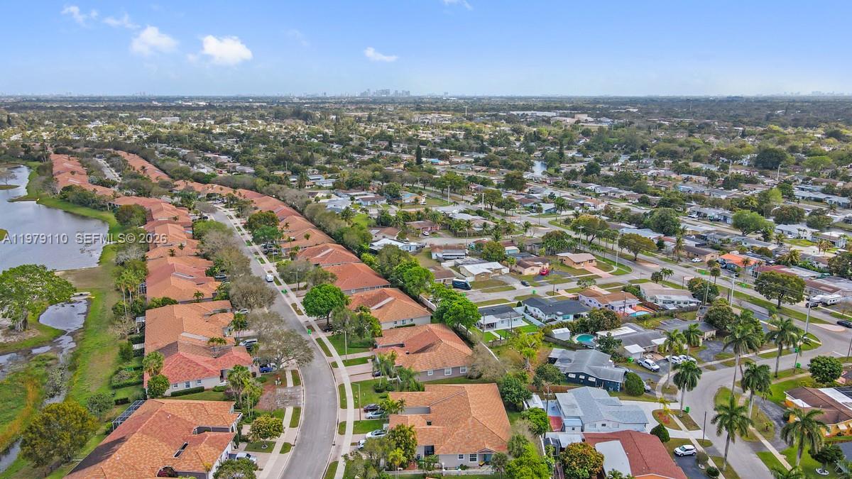 SUNRISE GOLF VILLAGE THIR - Residential