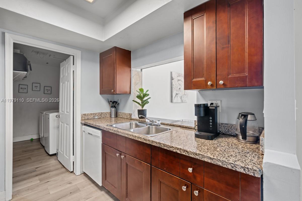 SUNRISE GOLF VILLAGE THIR - Residential