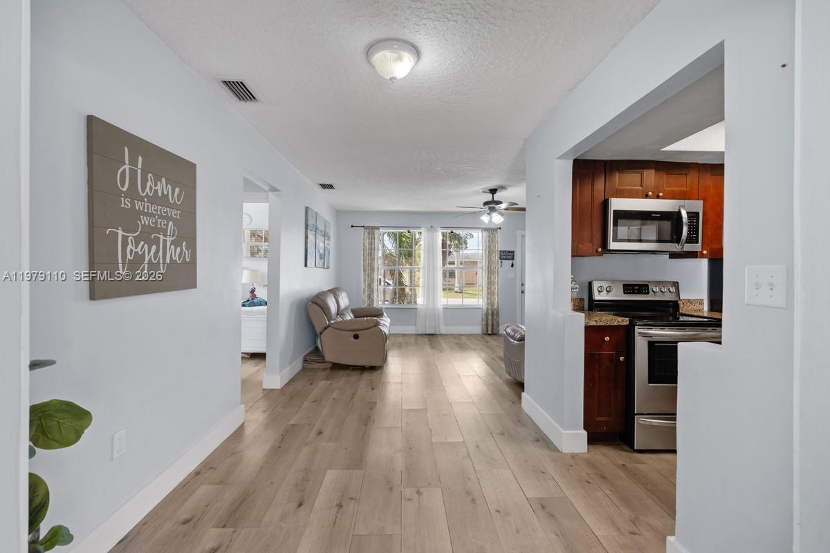 SUNRISE GOLF VILLAGE THIR - Residential