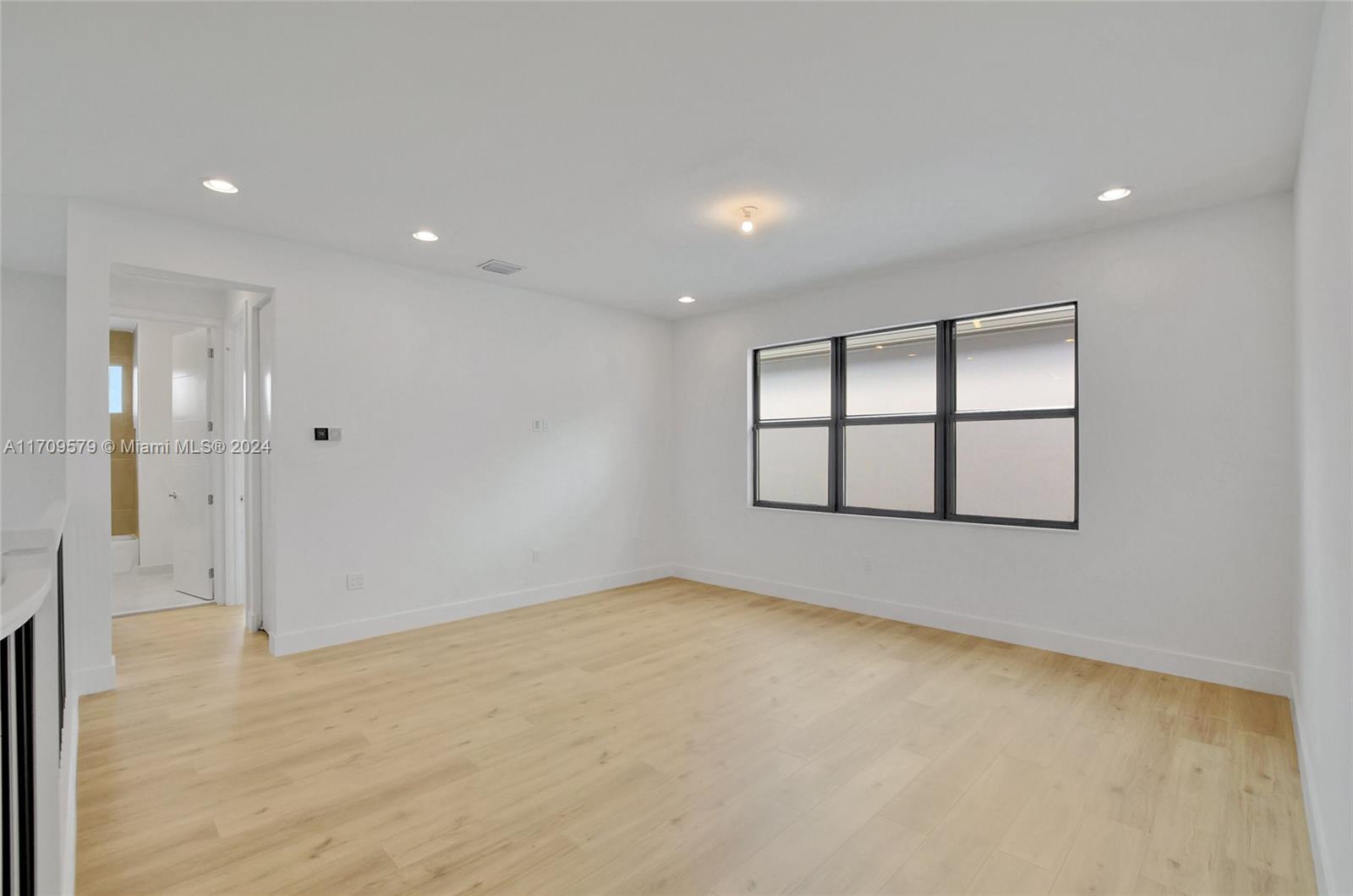 BRIDGES MIZNER PUD BRIDGE - Residential Lease