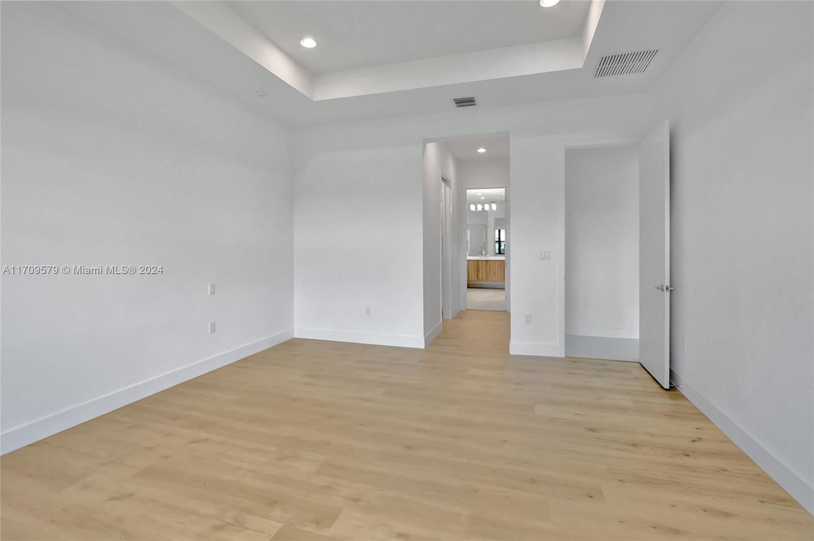 BRIDGES MIZNER PUD BRIDGE - Residential Lease