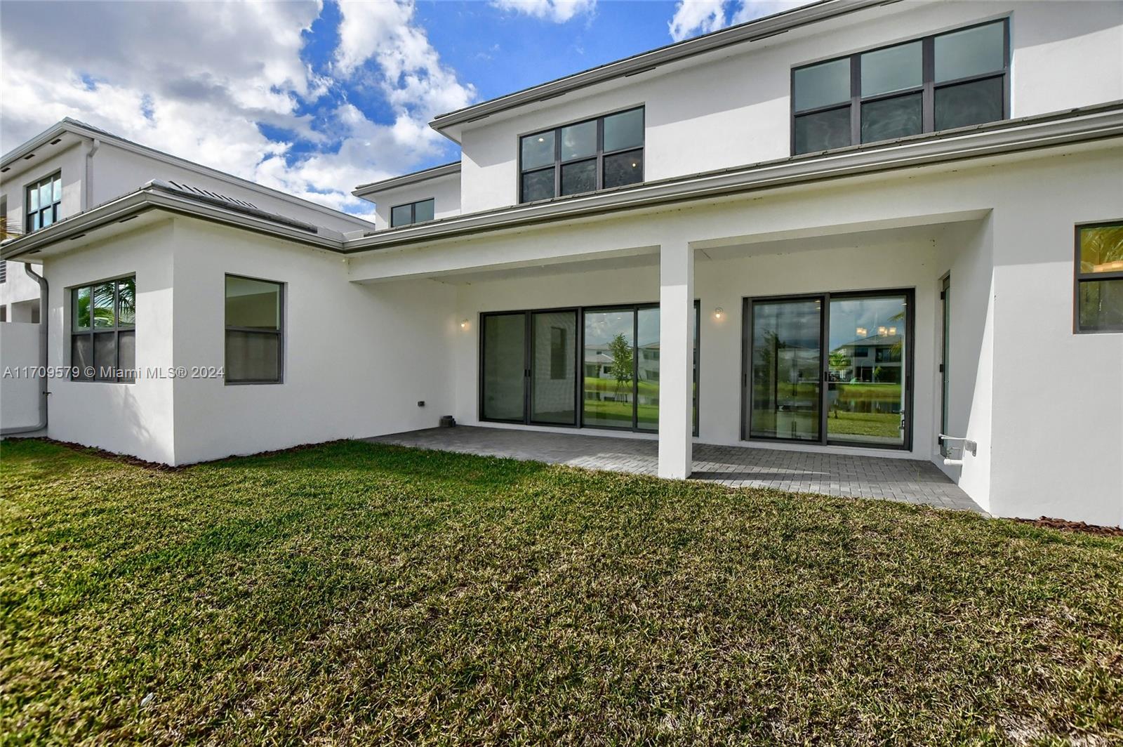 BRIDGES MIZNER PUD BRIDGE - Residential Lease