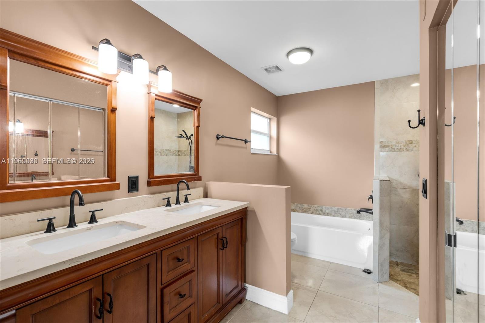 GROVE COMMERCIAL CENTER - Residential