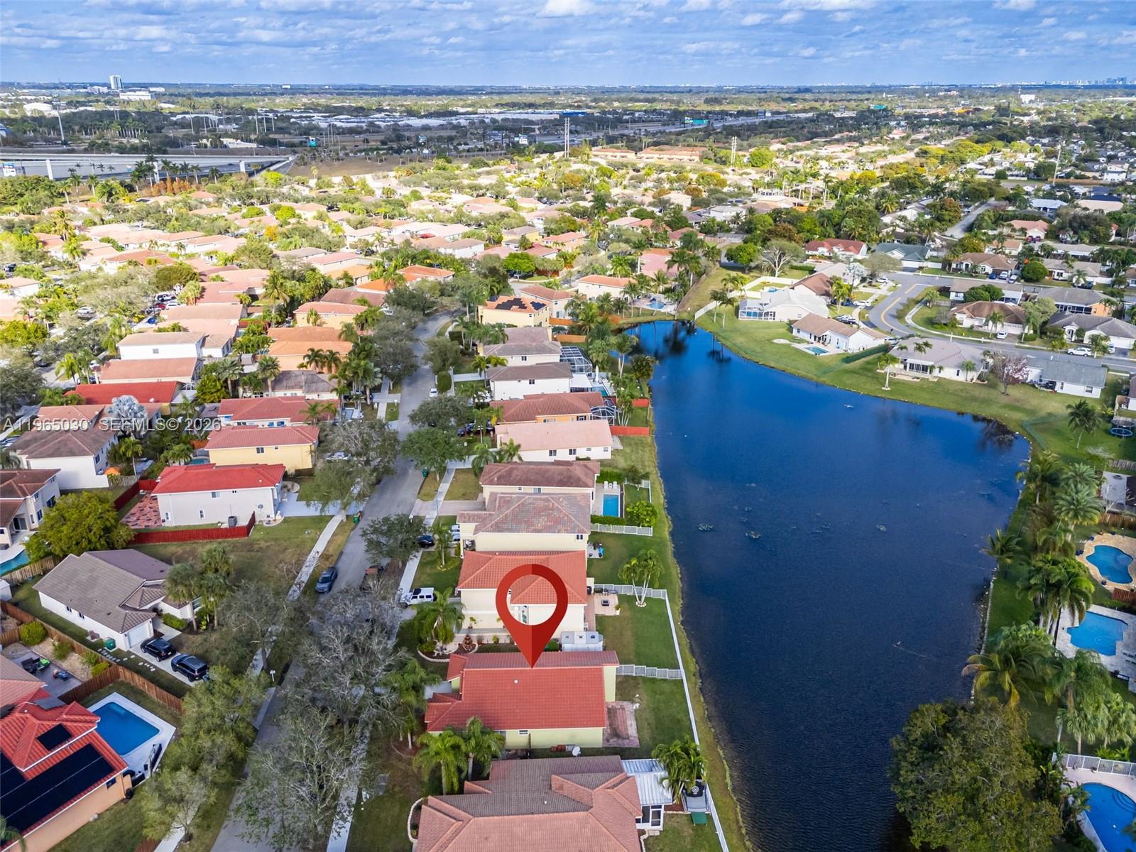 GROVE COMMERCIAL CENTER - Residential