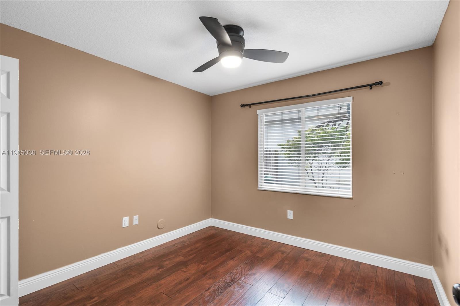 GROVE COMMERCIAL CENTER - Residential