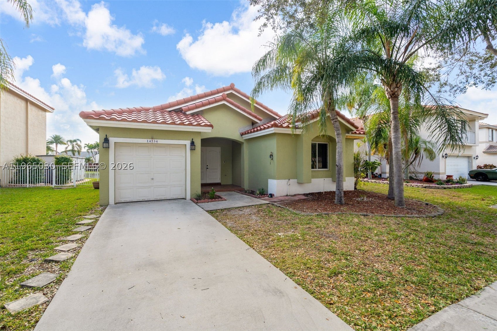 14734 Via Tivoli Ct, Davie FL 33325
