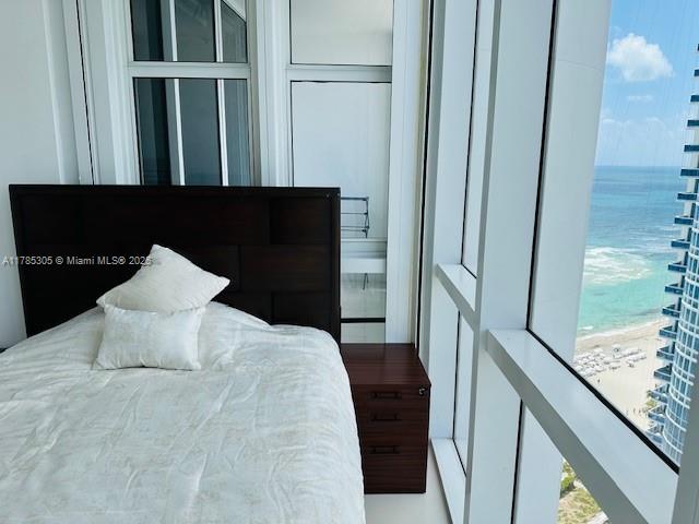 TRUMP ROYALE CONDO - Residential