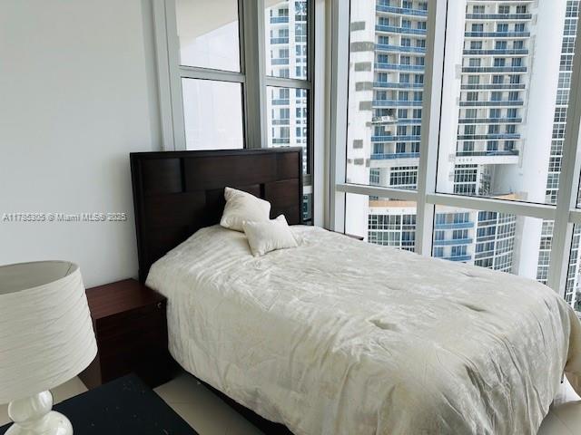 TRUMP ROYALE CONDO - Residential