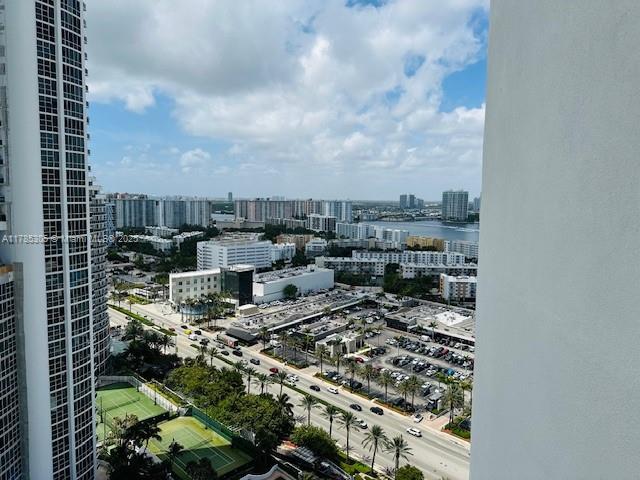 TRUMP ROYALE CONDO - Residential