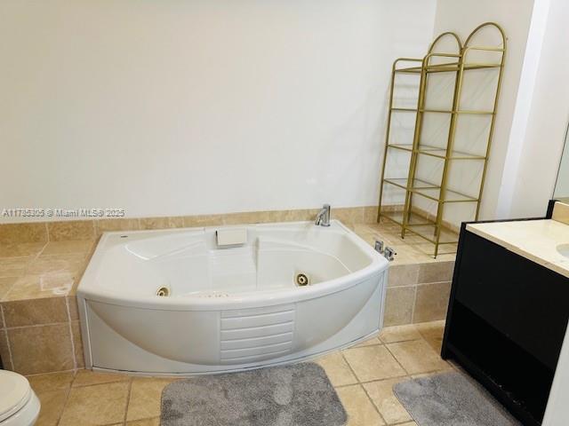 TRUMP ROYALE CONDO - Residential