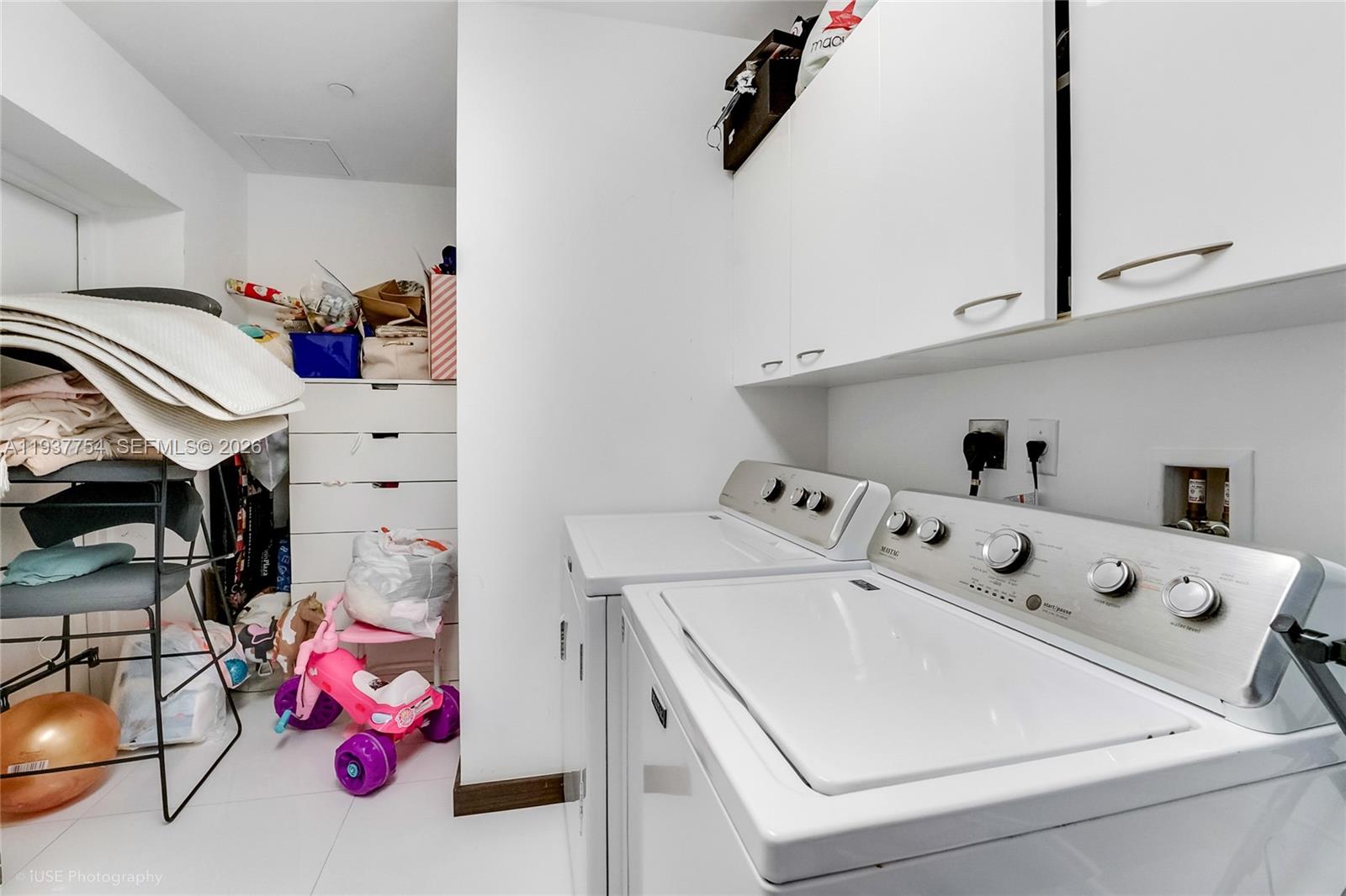 TDR TOWER II CONDO - Residential