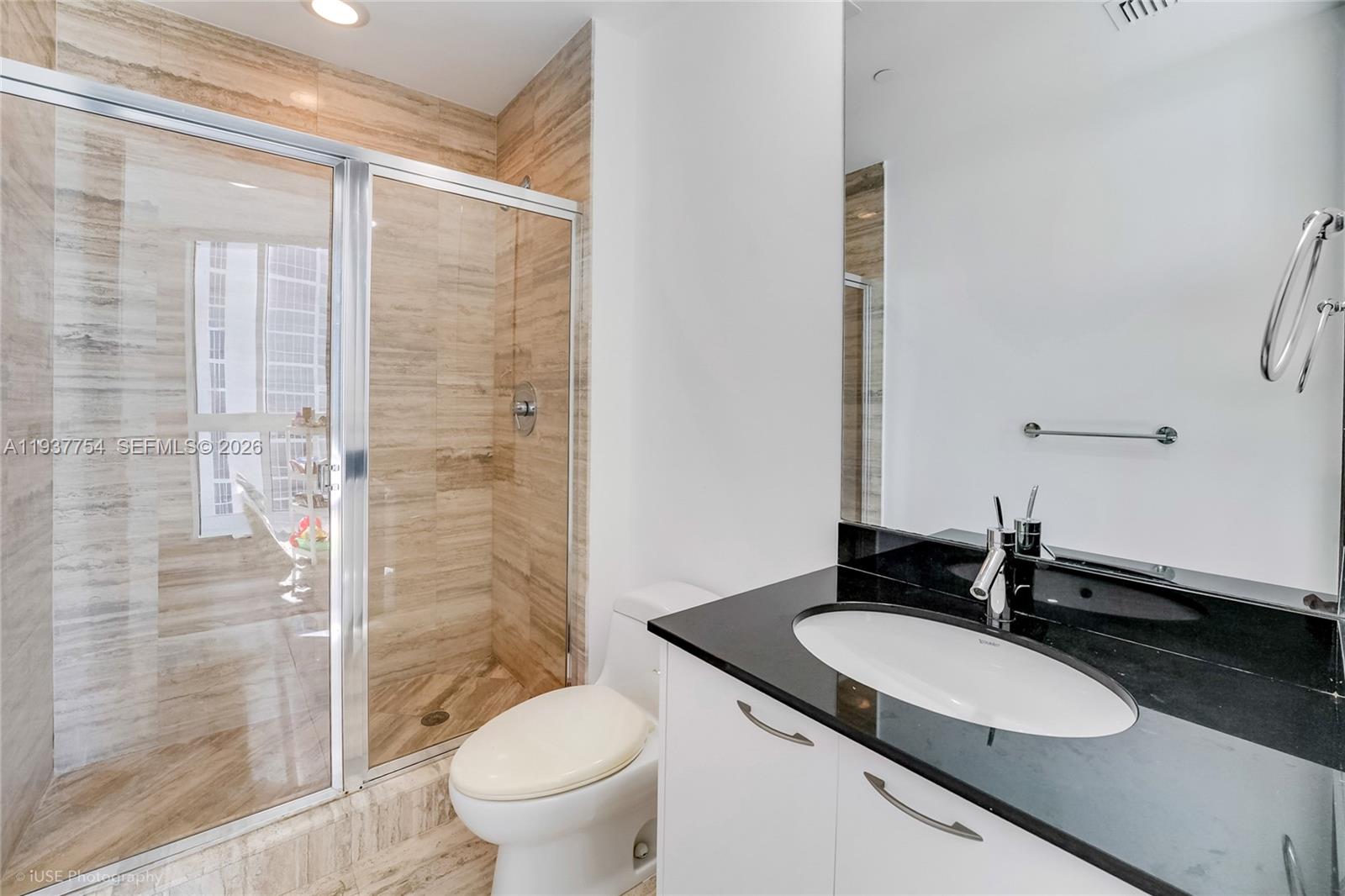 TDR TOWER II CONDO - Residential