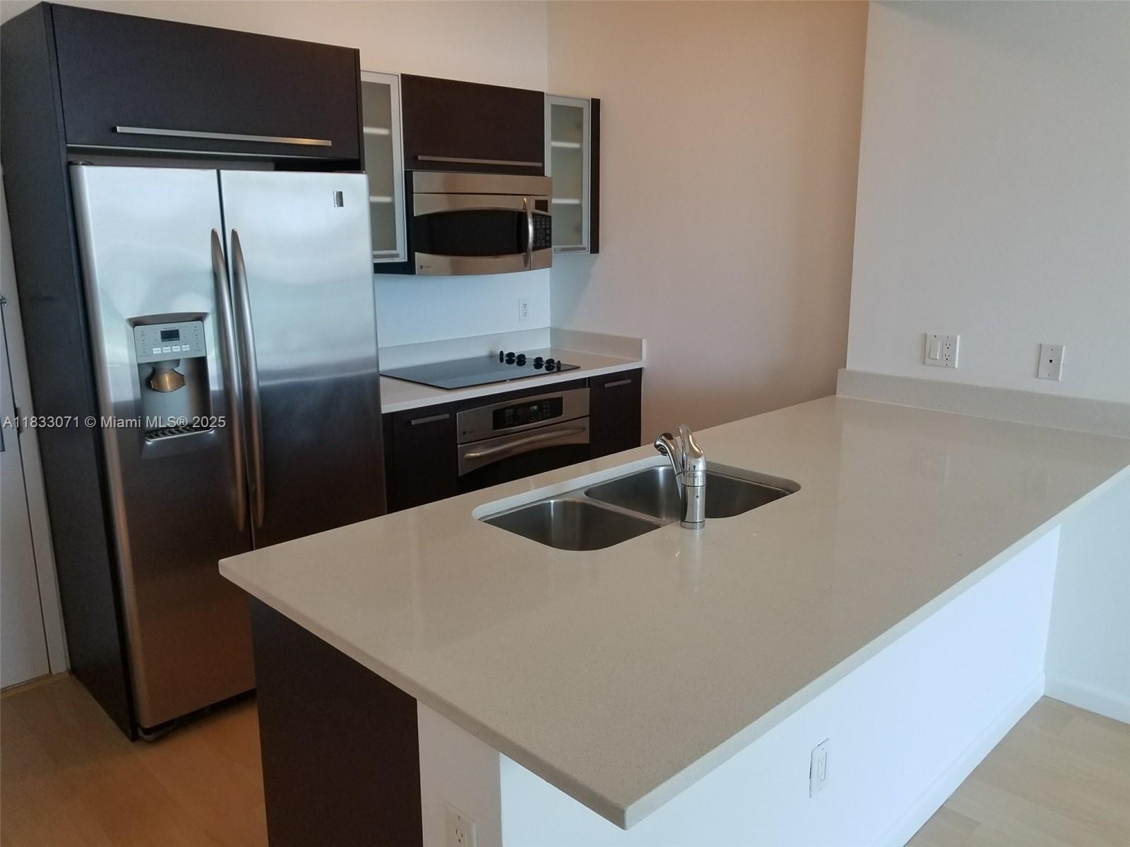 333 NE 24th St 1411