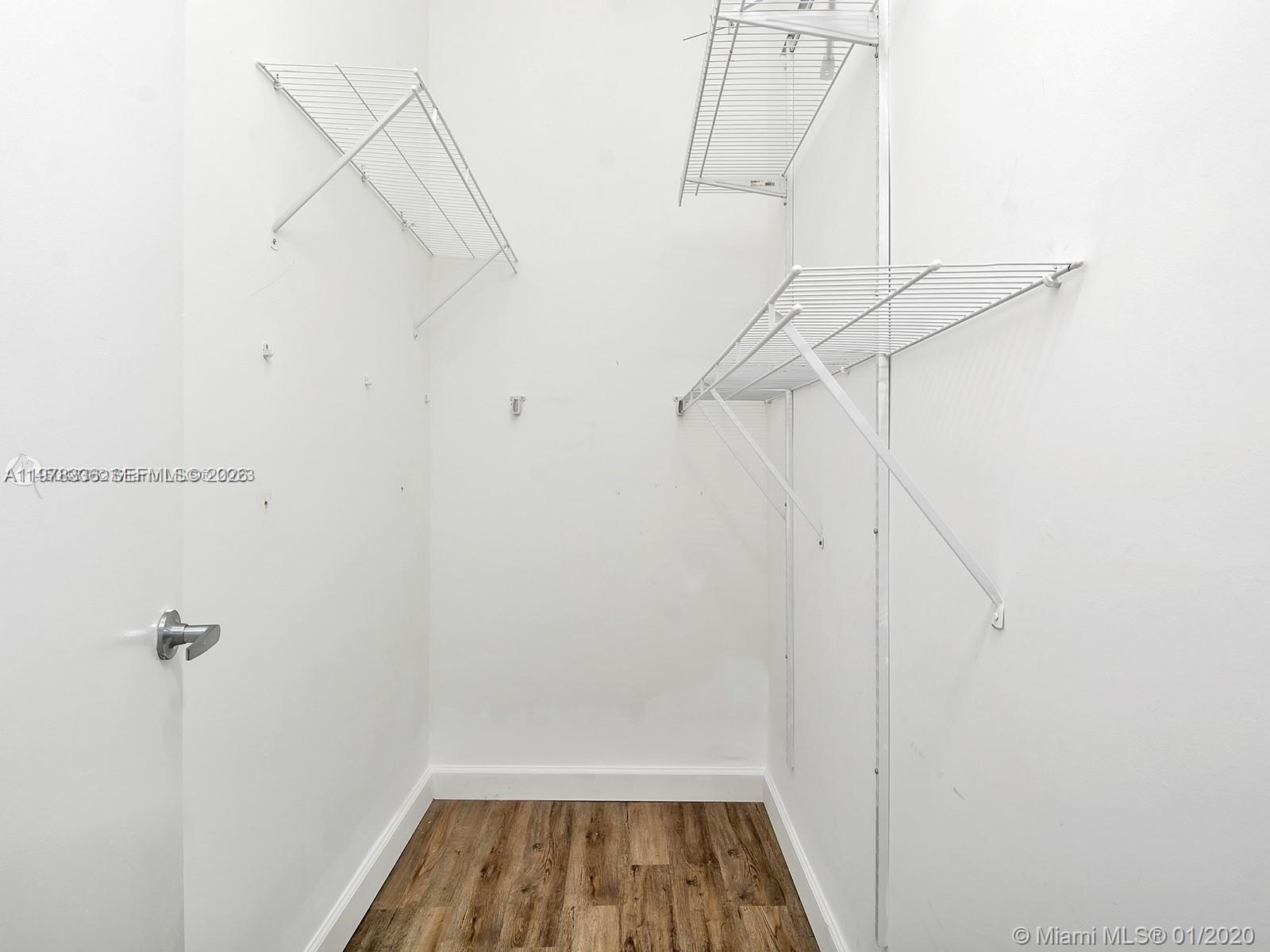 EDGEWATER LOFTS CONDO - Residential Lease