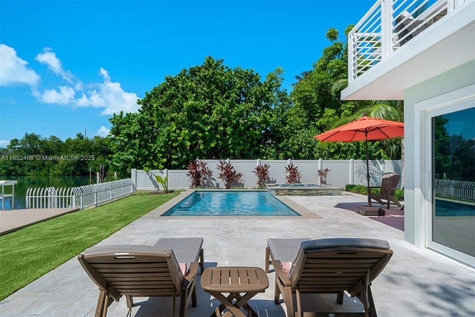 MATECUMBE SANDY BEACH - Residential