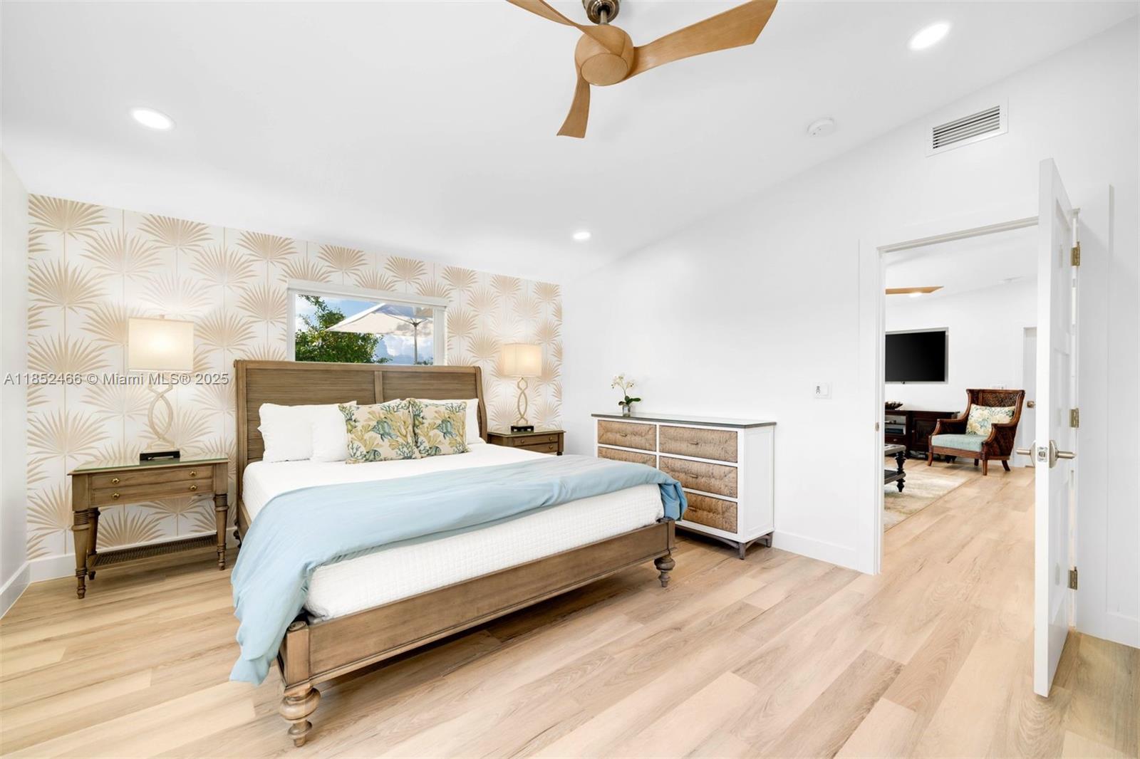 MATECUMBE SANDY BEACH - Residential