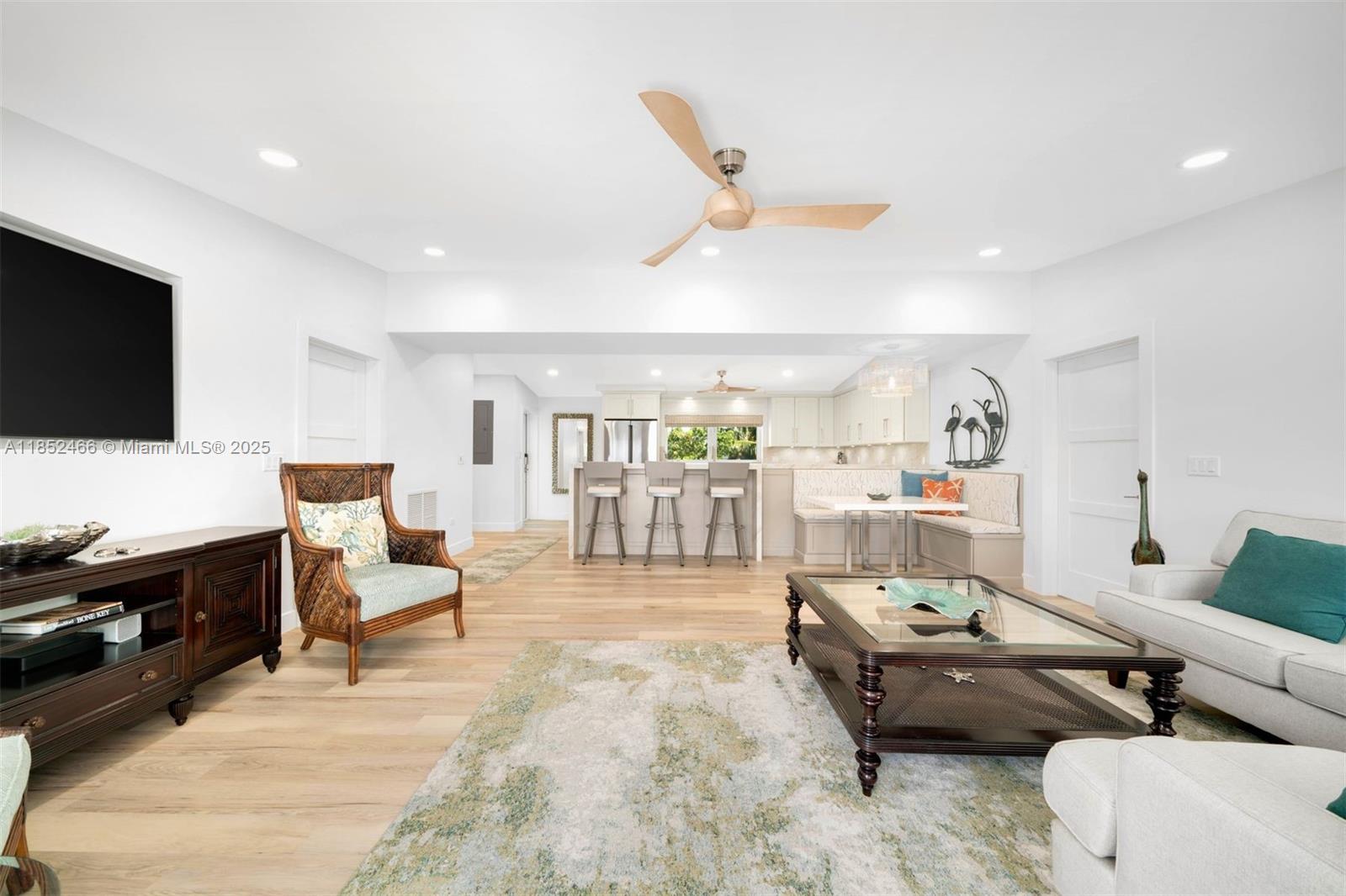 MATECUMBE SANDY BEACH - Residential