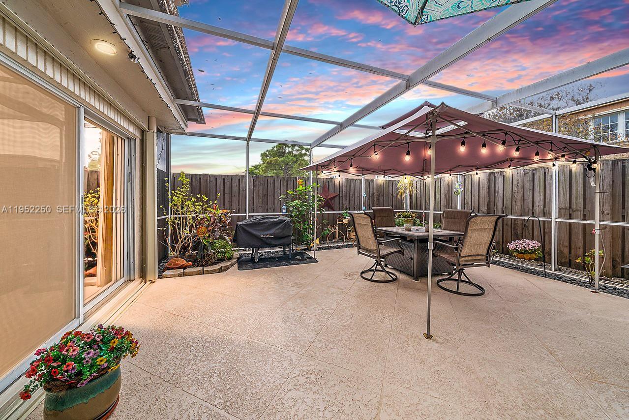 WINCHESTER COURT - Residential