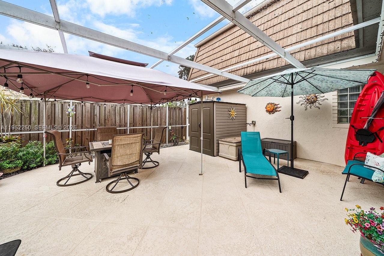 WINCHESTER COURT - Residential