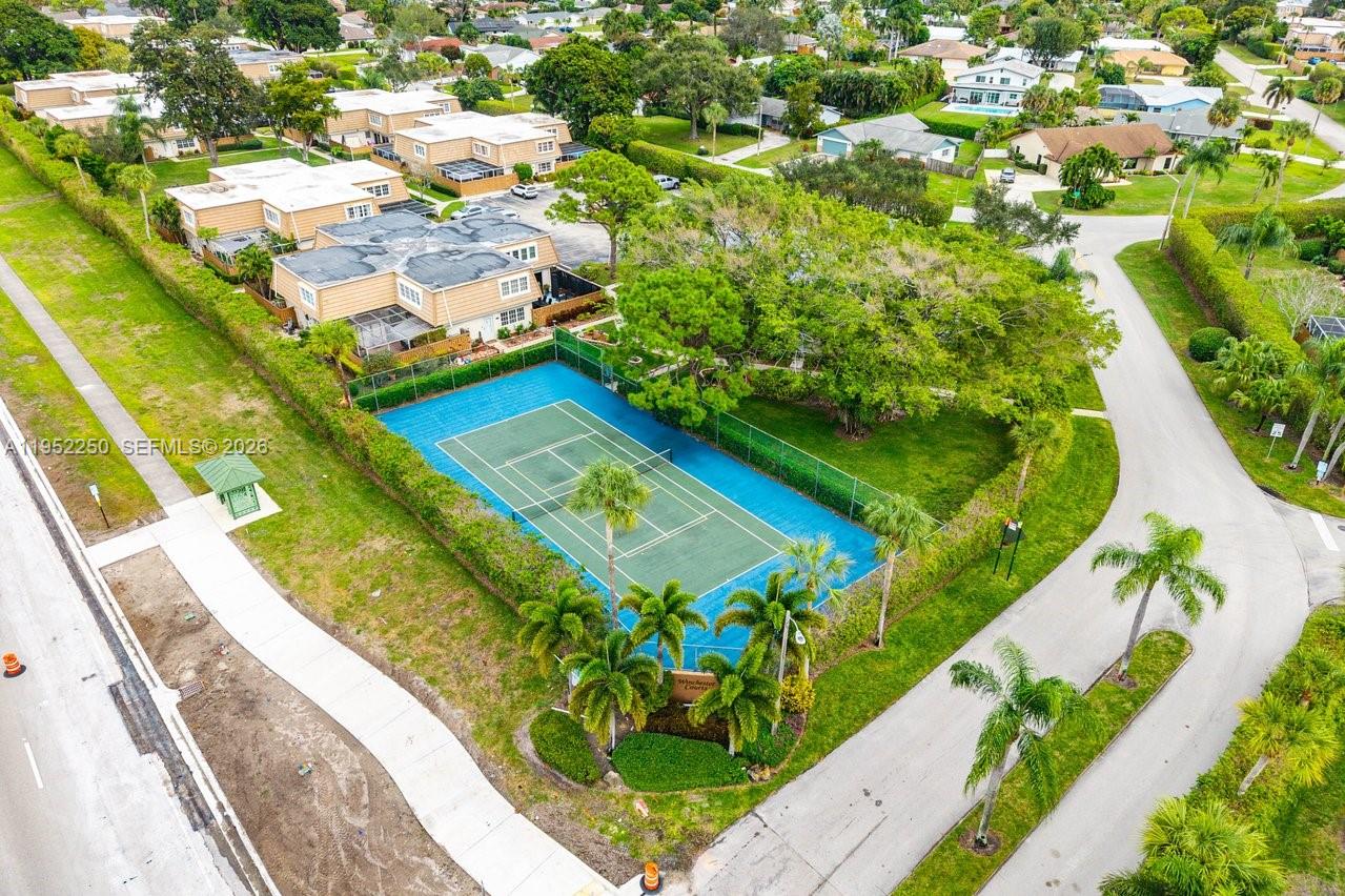 WINCHESTER COURT - Residential