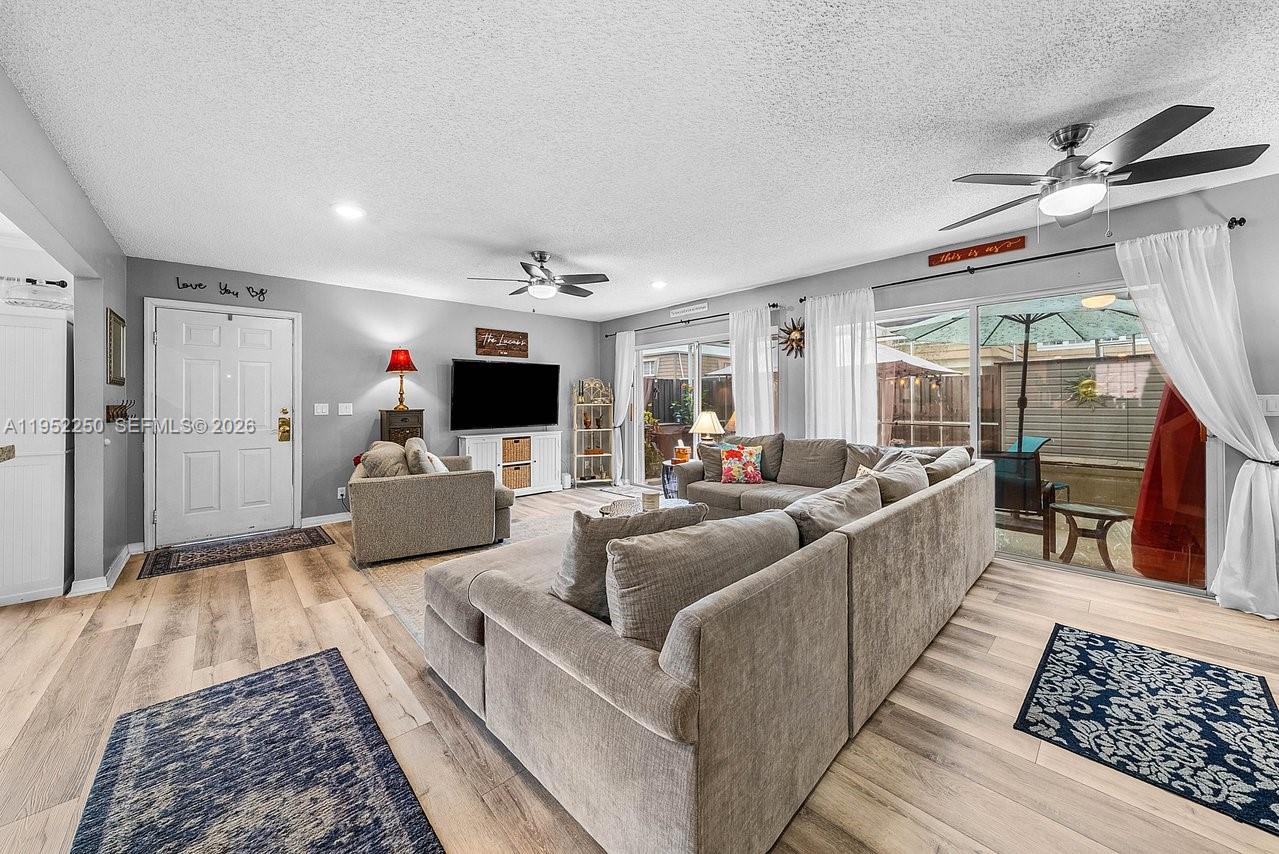 11625 Winchester Dr B