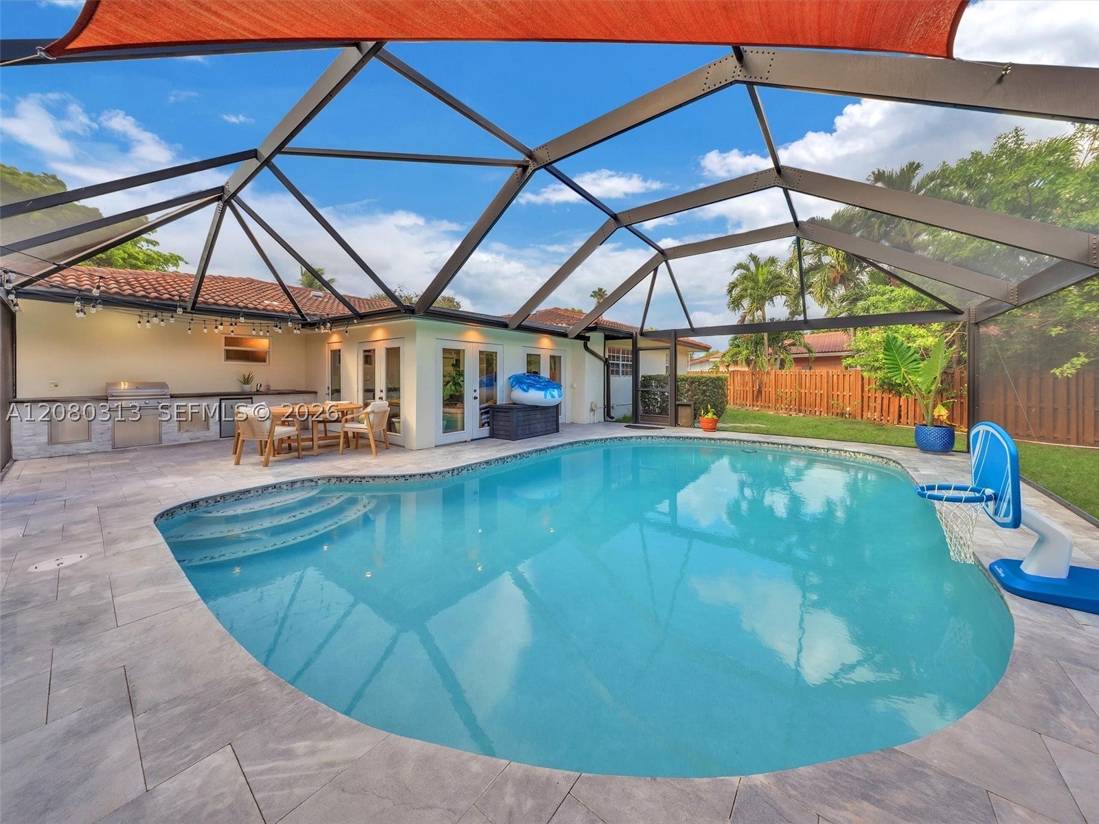 10305 NW 42nd Dr