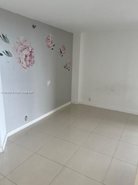 THE STERLING CONDO - Residential Lease