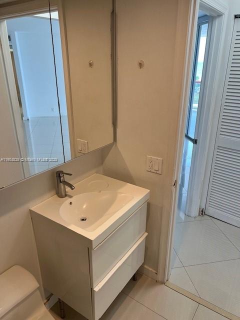 THE STERLING CONDO - Residential Lease