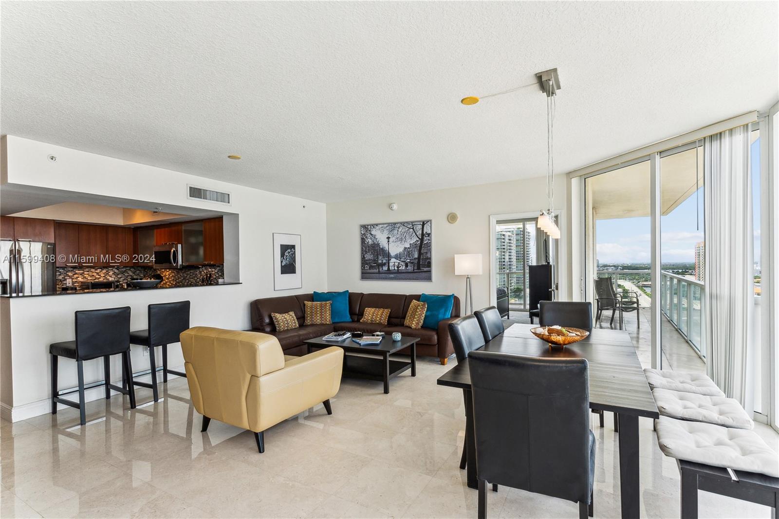 16699 Collins Ave 1907