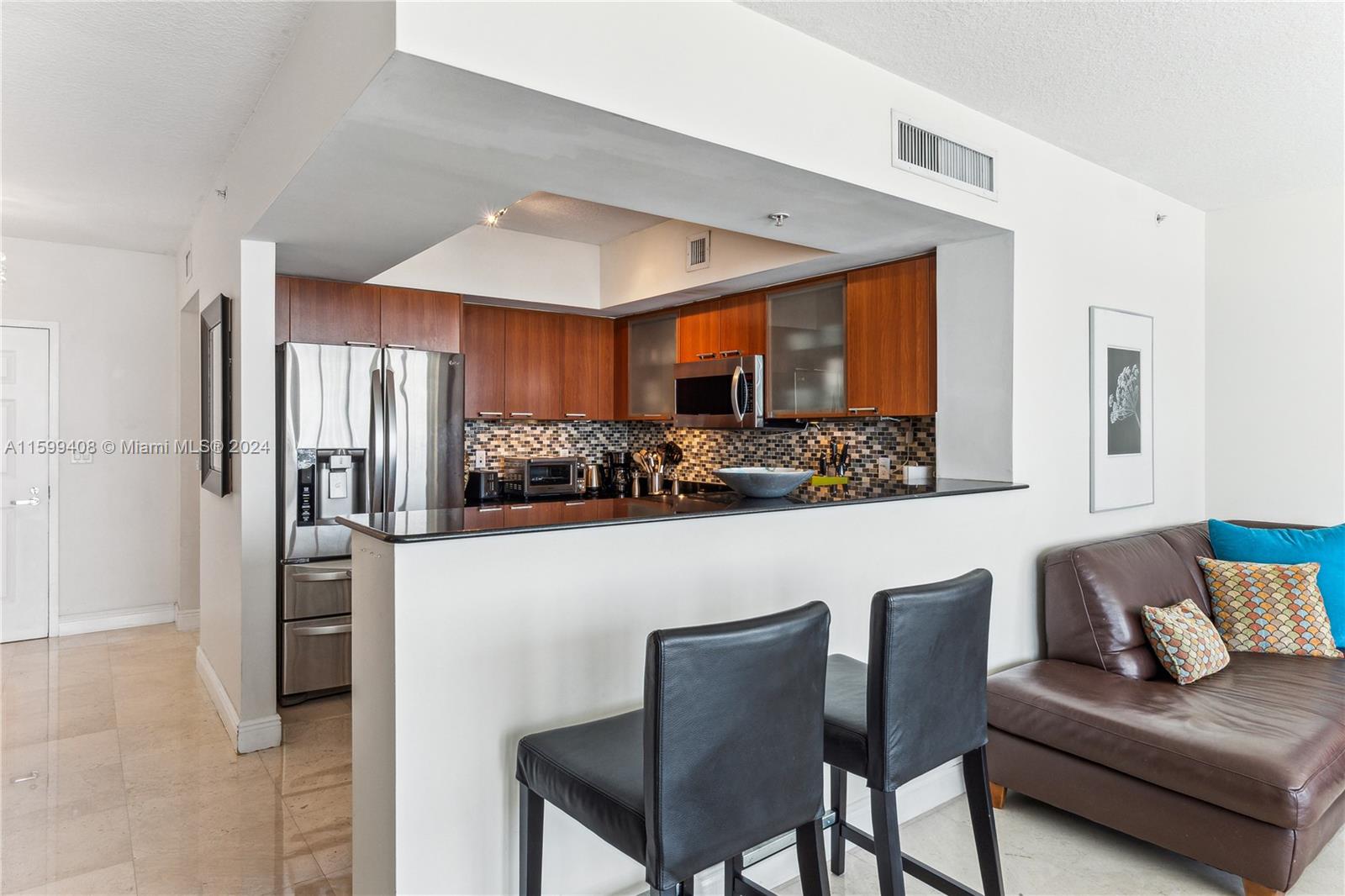 16699 Collins Ave 1907